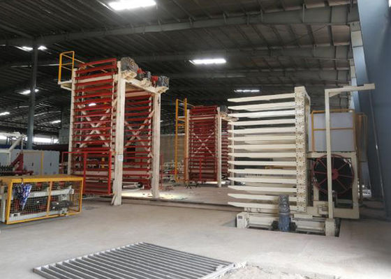 Automatyczna suszarka do cegieł z gliny 100000 sztuk Wydajność dla dwukrotnego ustawienia ognia