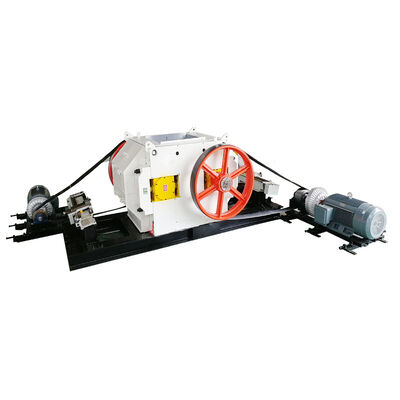 BBT dostarcza nową konstrukcję kruszarki do cegieł glinianych, kruszarki walcowej, drobnej szlifierki do projektu automatycznego wytwarzania cegieł