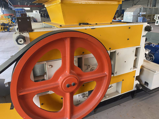 Automatyczna linia do produkcji cegieł drobnoziarnistych do kruszenia gliny Sprzęt do przetwarzania materiałów