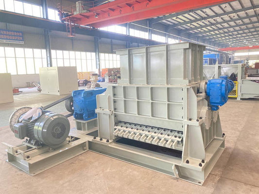 Kruszarka walcowa dwuzębna BBT AC Motor 30 - 45m³ / h Wydajność