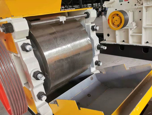 BBT Minerals Processing Equipment Kruszarka dwuwalcowa z młotem udarowym Dostosowana