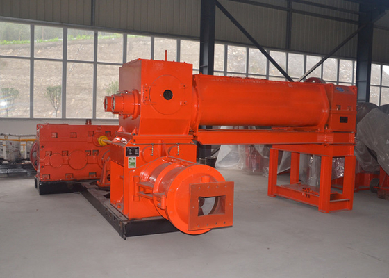 Dwustopniowa automatyczna maszyna do produkcji cegieł błotnych Sprzęt do produkcji cegieł z czerwonej gliny