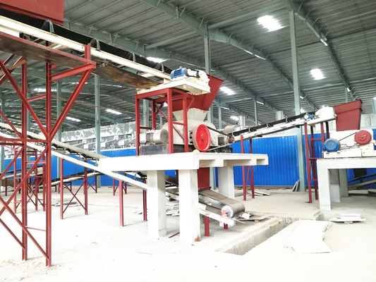 Sprzęt do przetwarzania minerałów BBT Maszyna do kruszenia walców do produkcji cegieł