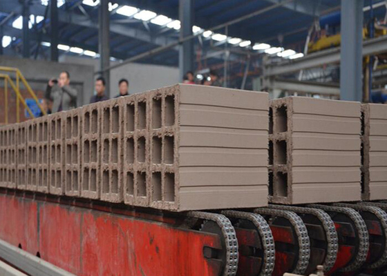 Szybka automatyczna maszyna do cięcia cegieł z gliny Heavy Duty