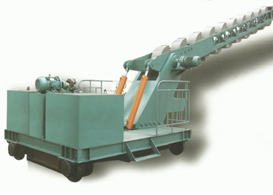 Linia do produkcji glinianych maszyn do produkcji cegieł Pomieszczenie do starzenia Multi Bucket Feeder Machine