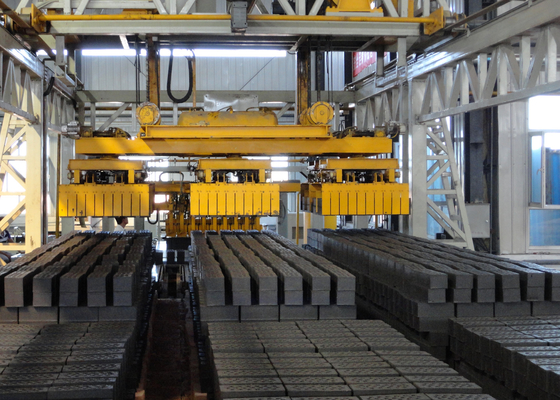 Automatyczna linia do produkcji cegieł z cegły pustej Maszyna do układania bloków robotów