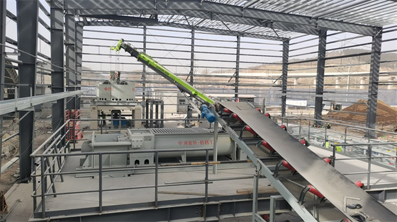 Automatyczna linia produkcyjna cegieł glinianych Wet Pan Mill Machine z 8500kg wewnętrznej masy rolki