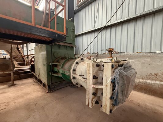 Automatyczna maszyna do tworzenia cegieł glinianych